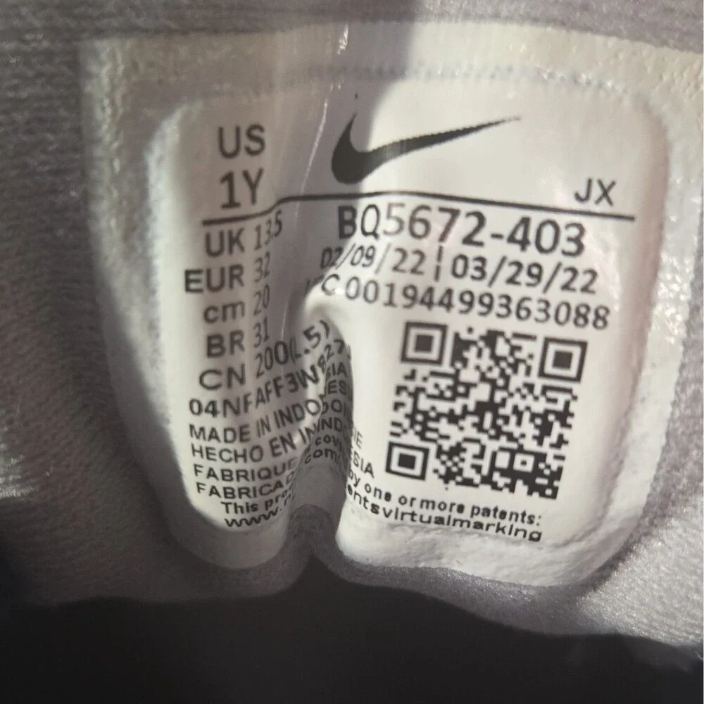Nike Revolution Unisex Kids Blue/Gray Hook & Loop Mesh Sneakers US 1Y EU 13.5